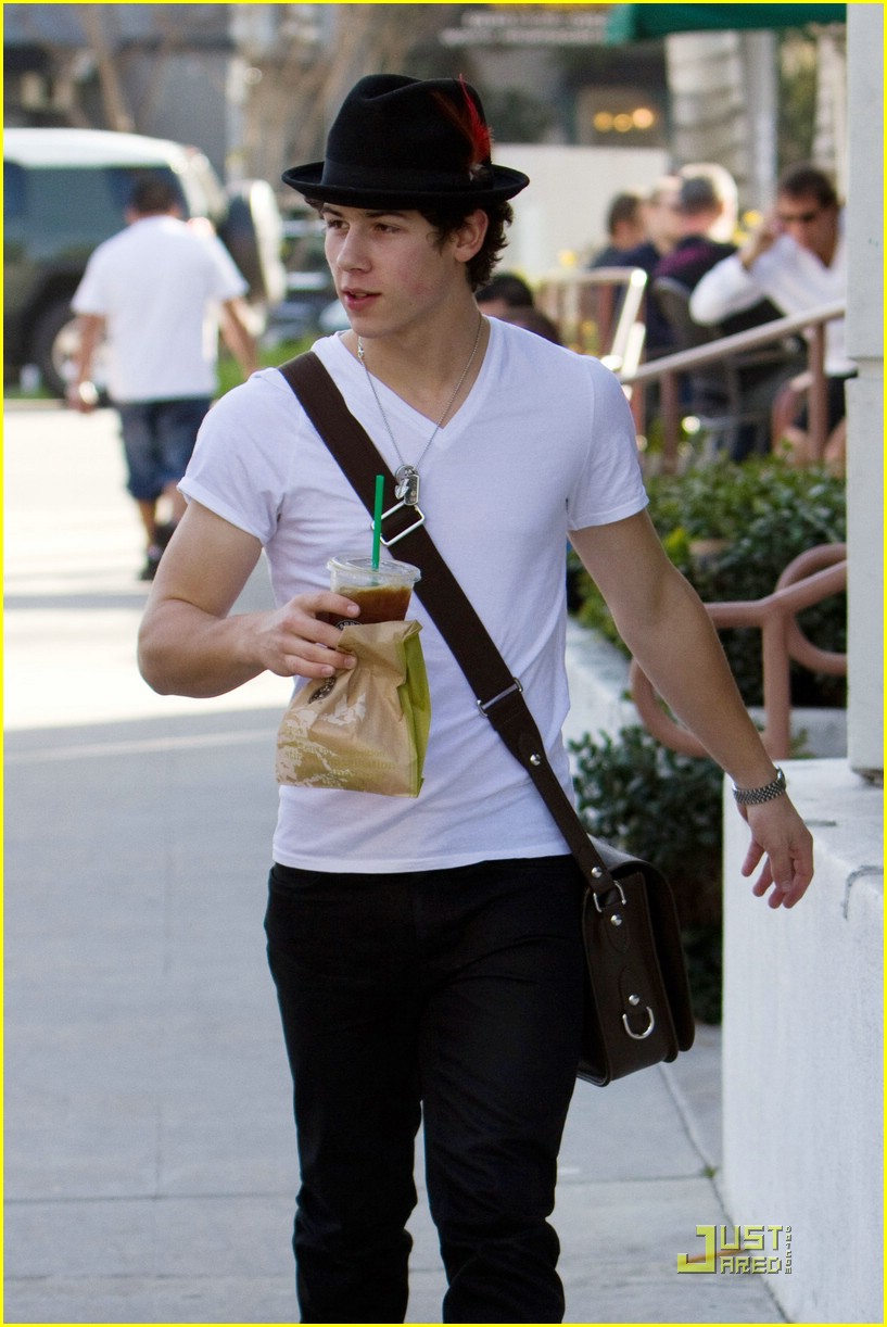 Nick Jonas is Fedora Fresh