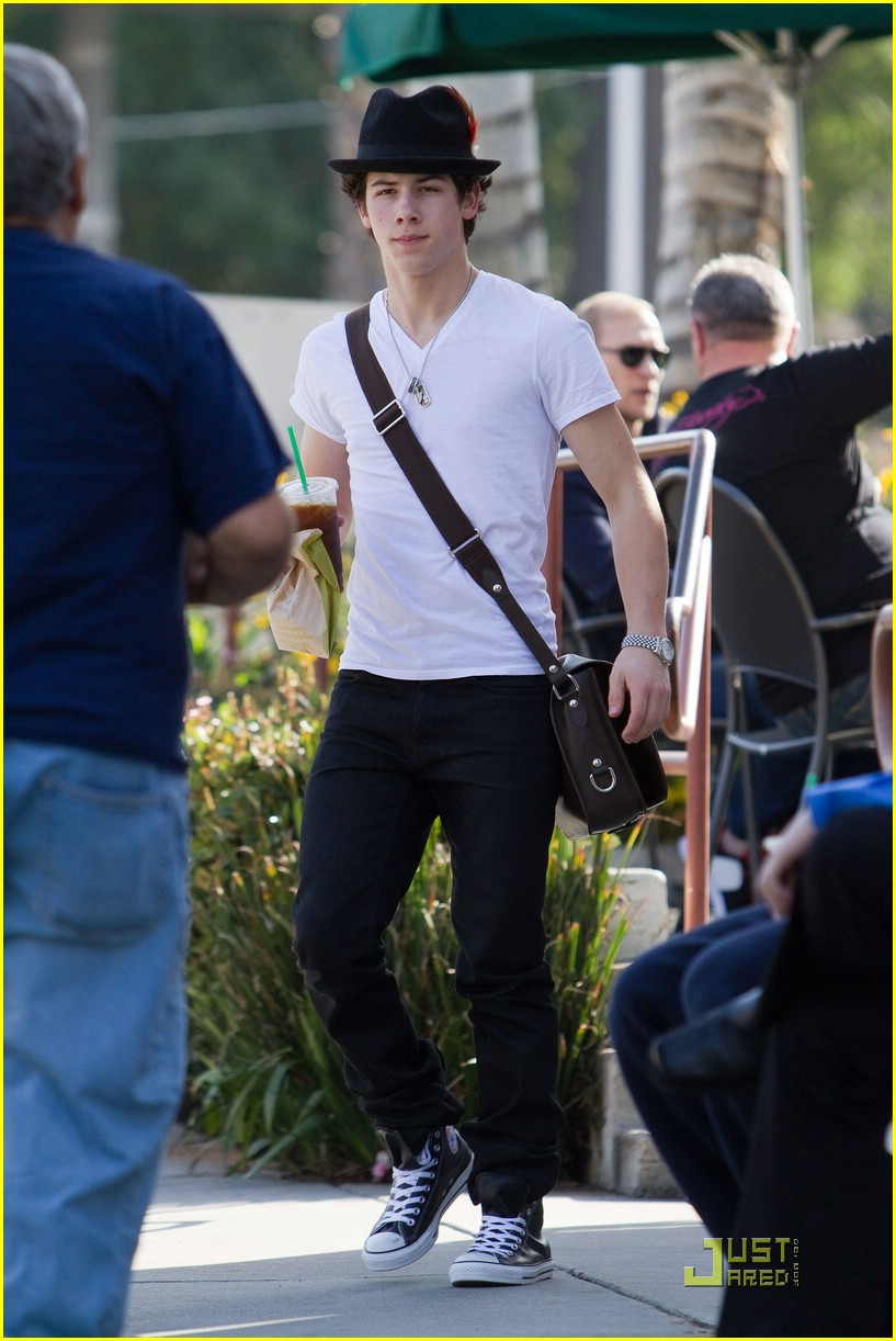 Nick Jonas is Fedora Fresh