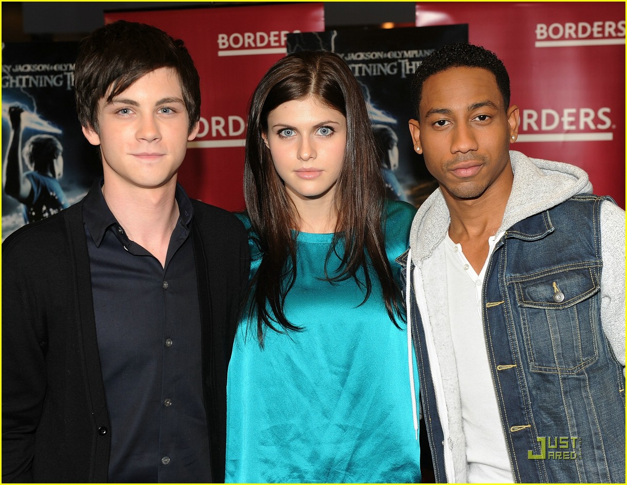 Alexandra Daddario is Not a Brittle Actress