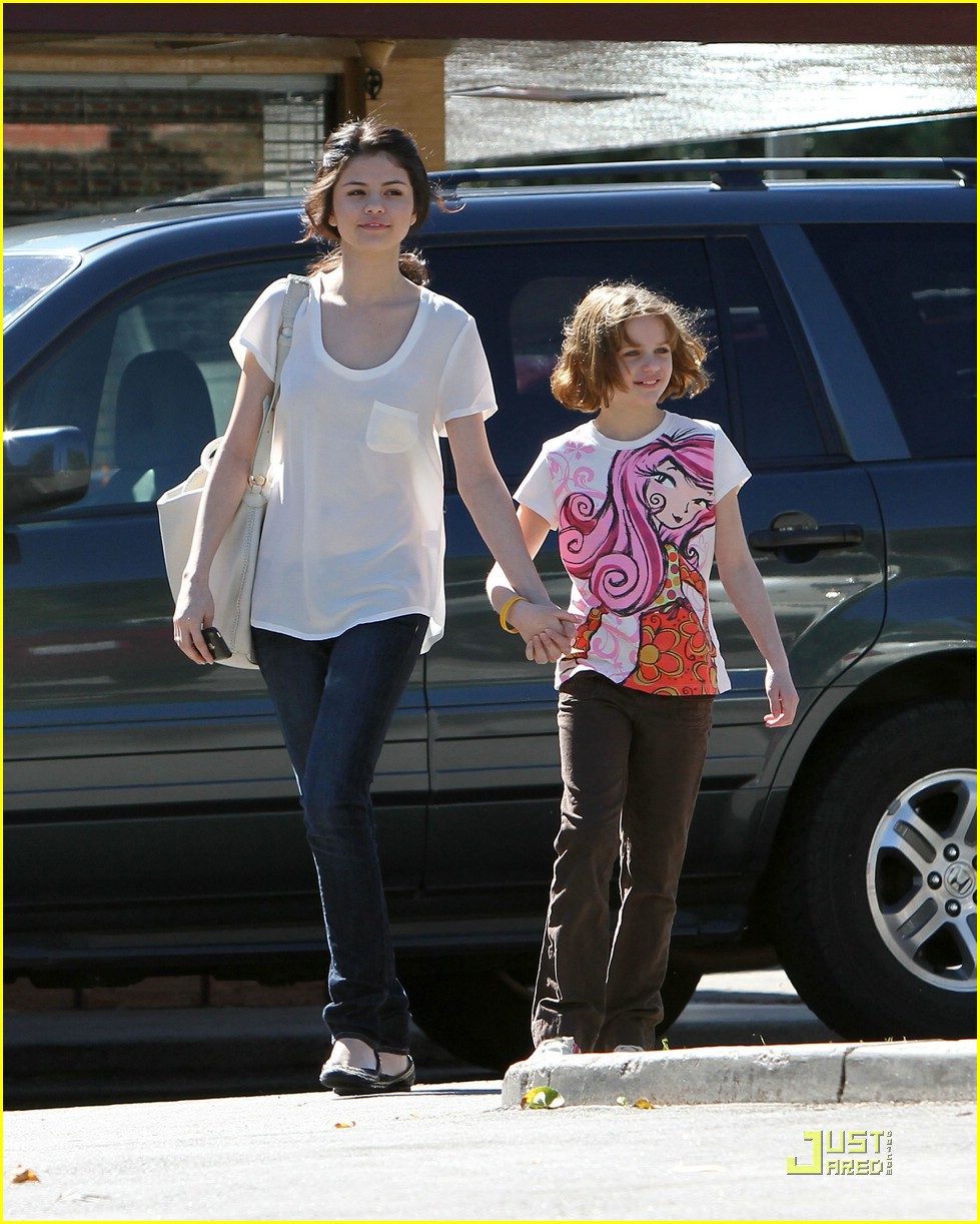 Selena Gomez & Joey King: Grand Slam Sweeties