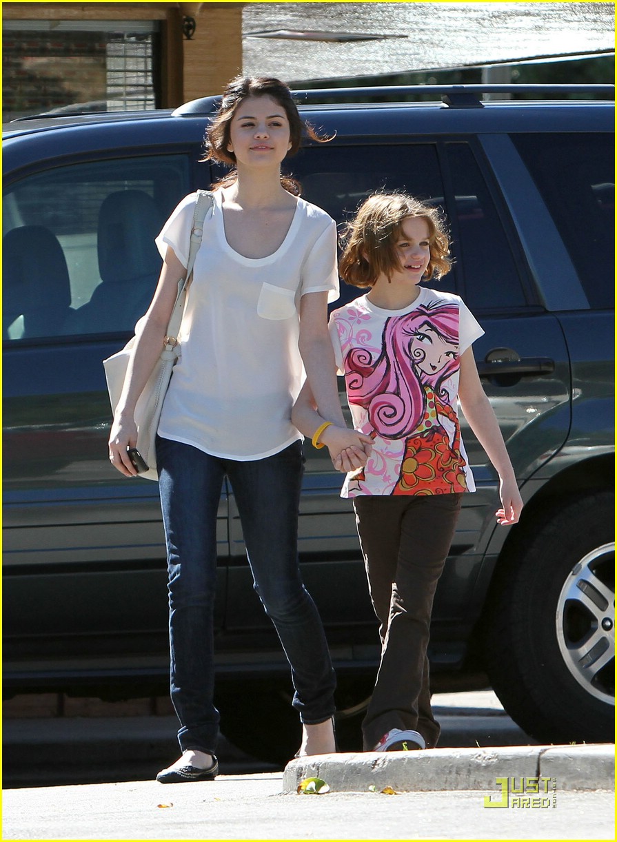 Selena Gomez & Joey King: Grand Slam Sweeties
