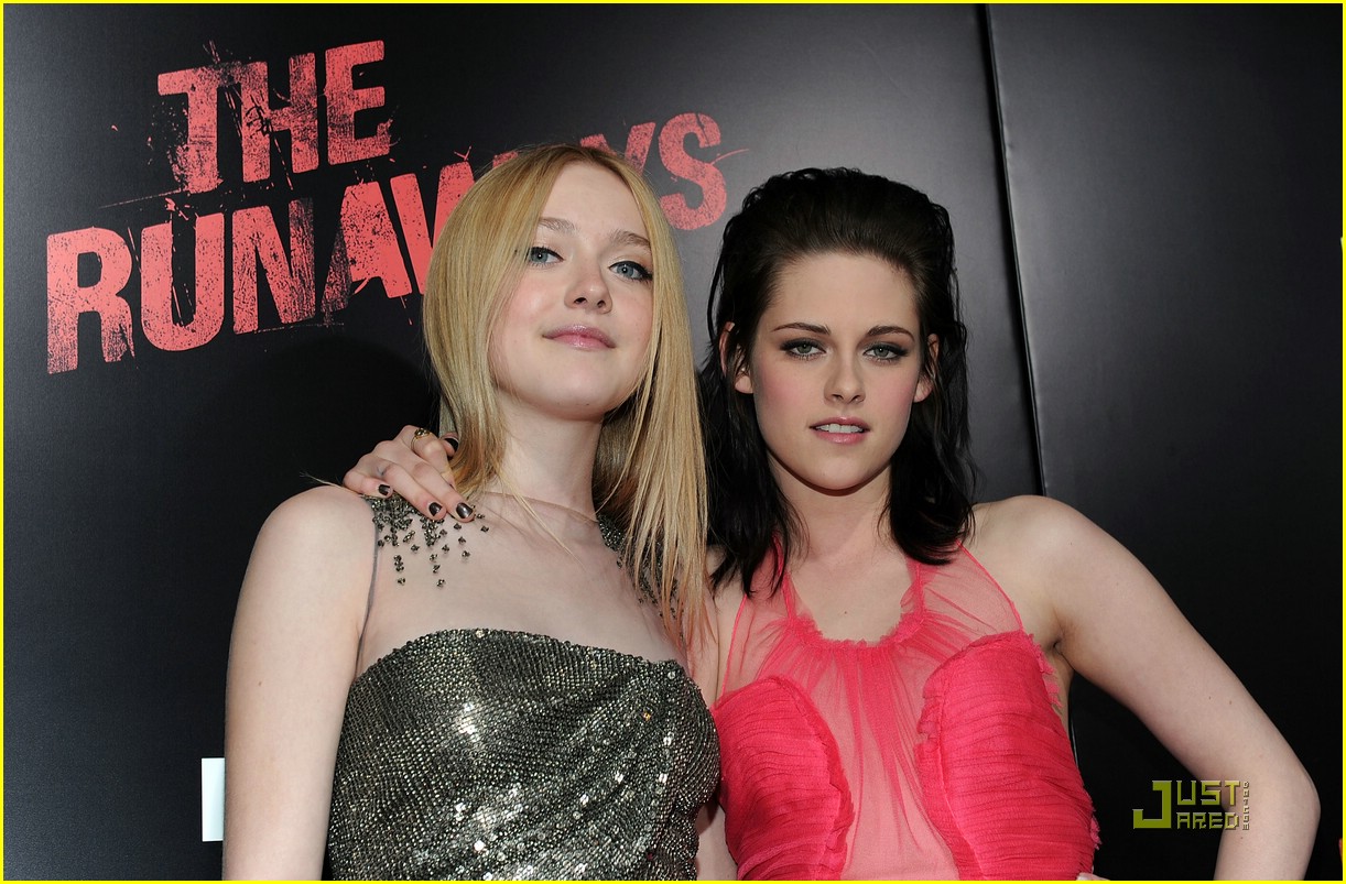 Dakota Fanning Has a Silver Sparkle