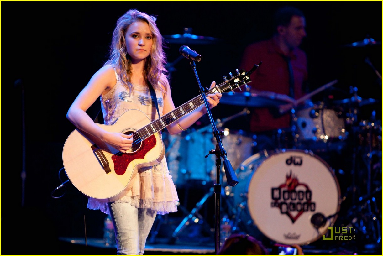 Emily Osment is House of Blues Hot
