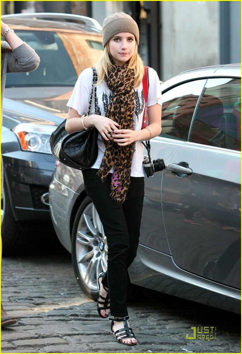 Emma Roberts is Canon Cute