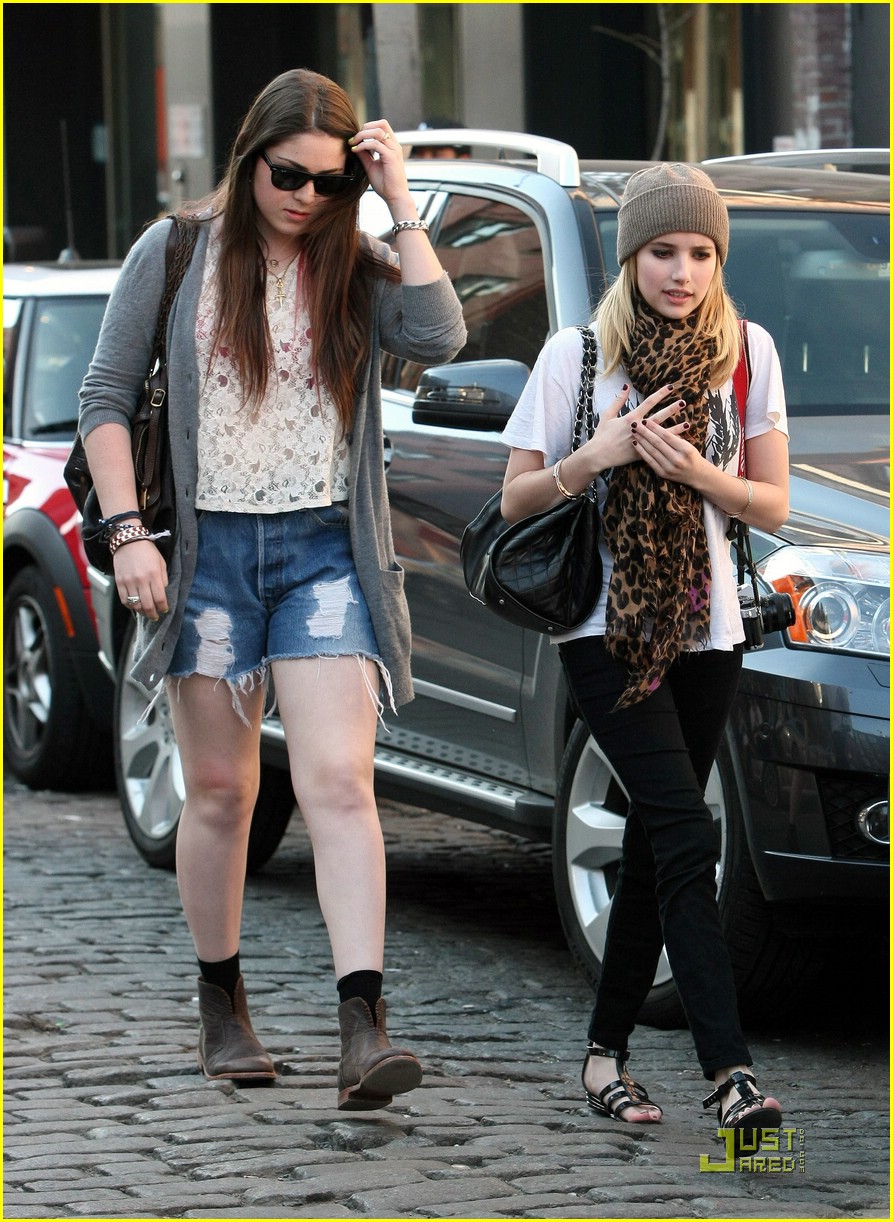 Emma Roberts is Canon Cute