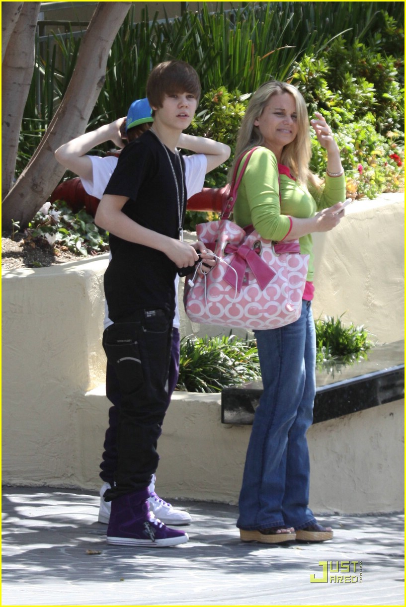 Justin Bieber to Appear on American Idol