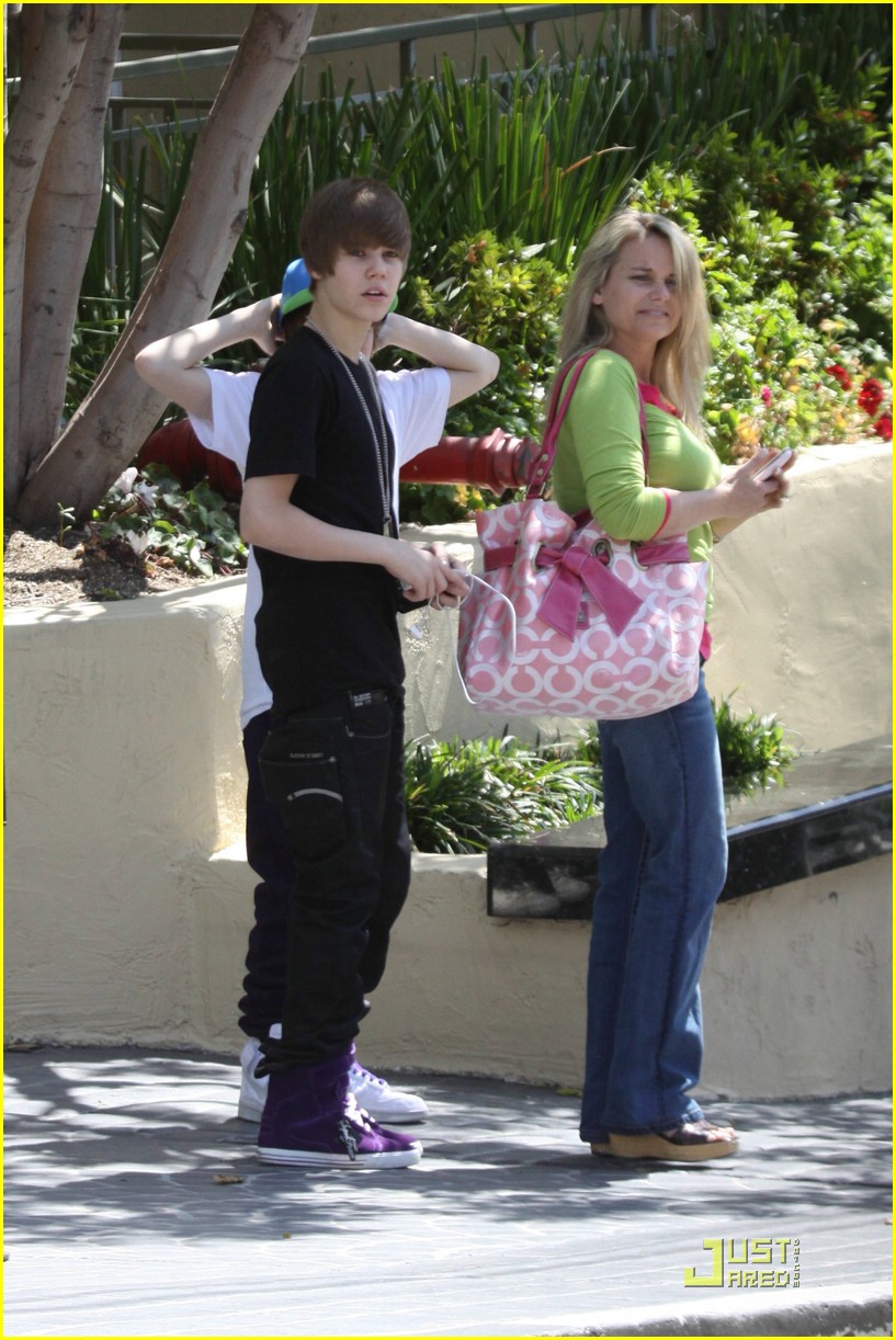 Justin Bieber to Appear on American Idol