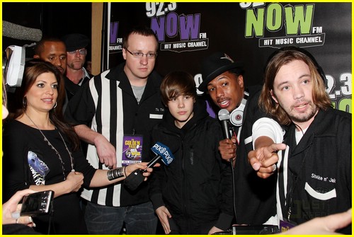Justin Bieber Bowls A Lucky Strike
