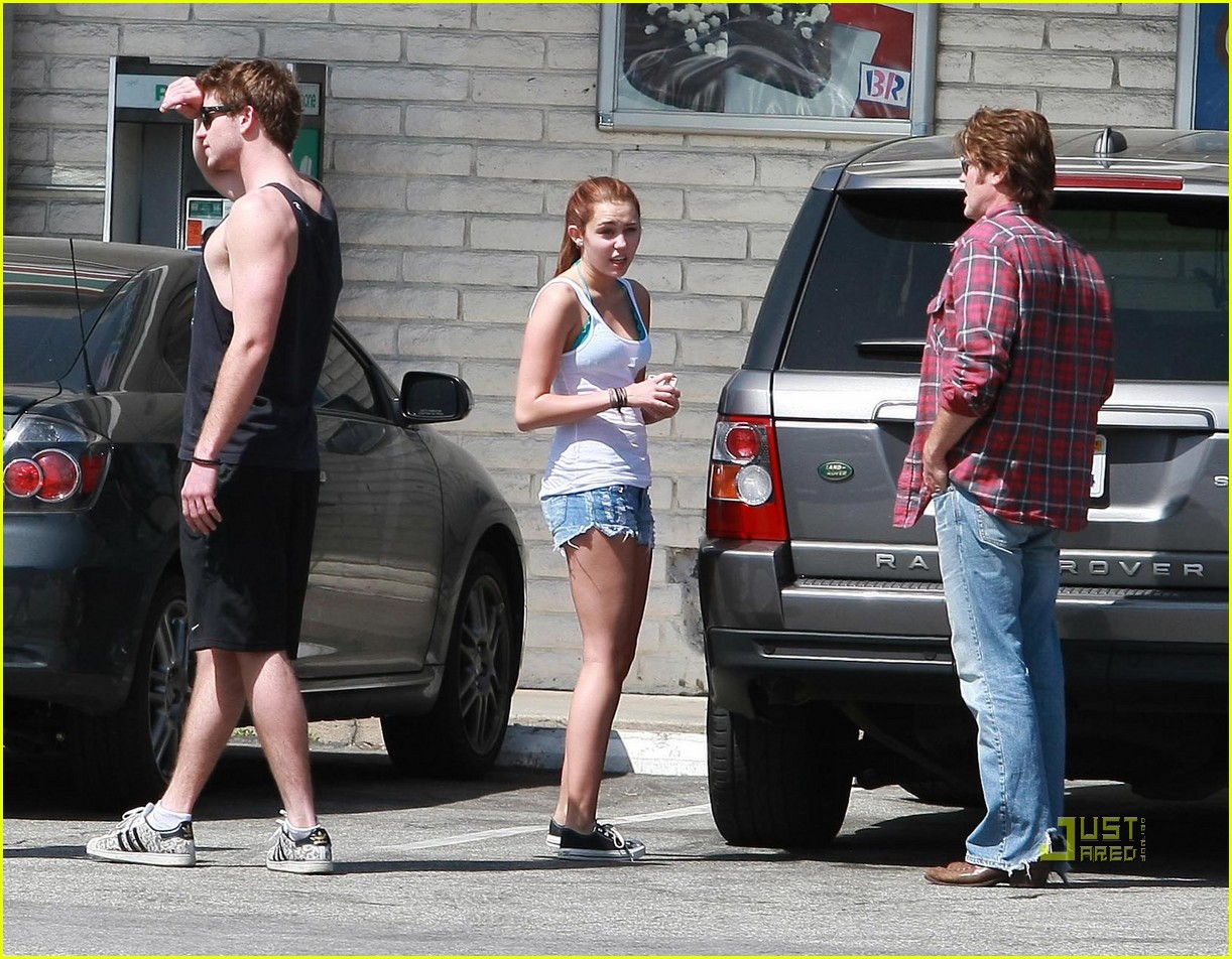Miley Cyrus & Liam Hemsworth: Biking Buddies