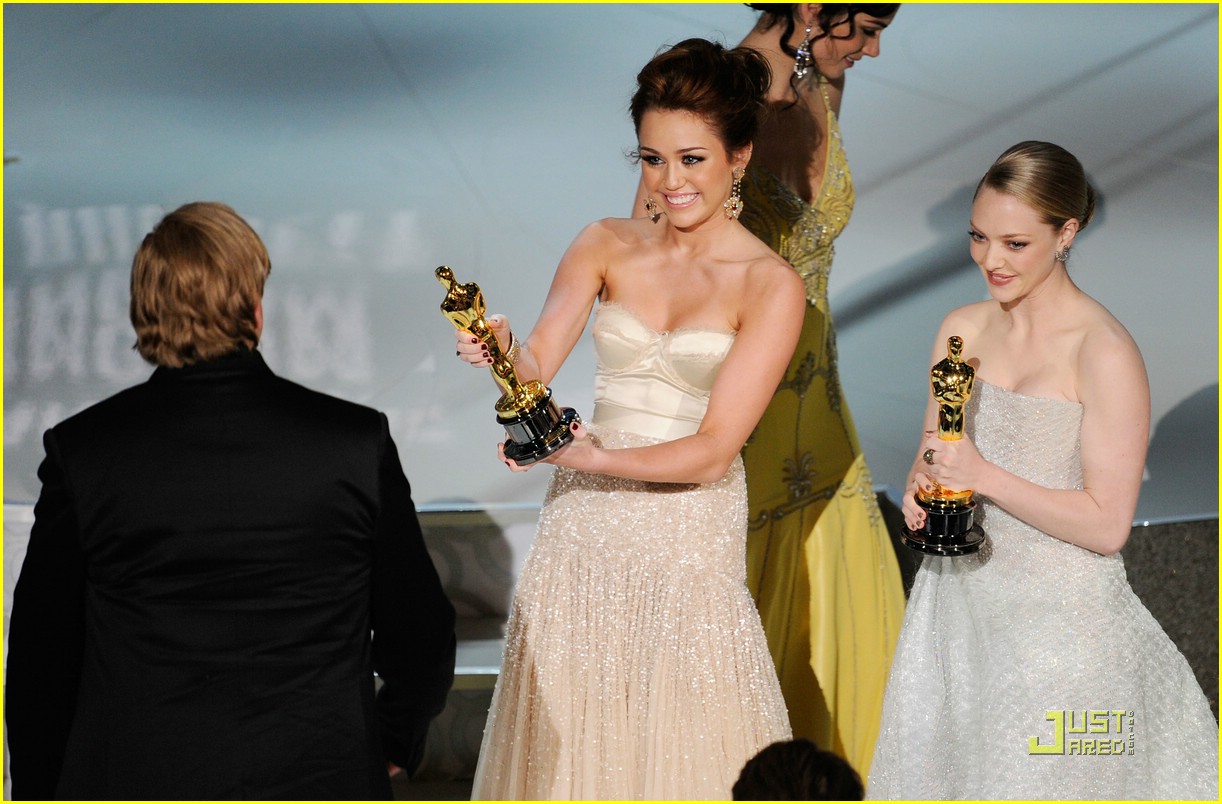 Miley Cyrus & Liam Hemsworth: After Oscars Party Pair