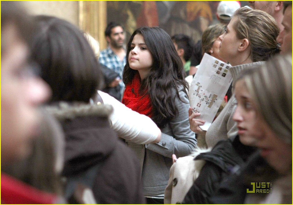 Selena Gomez is Paris Precious