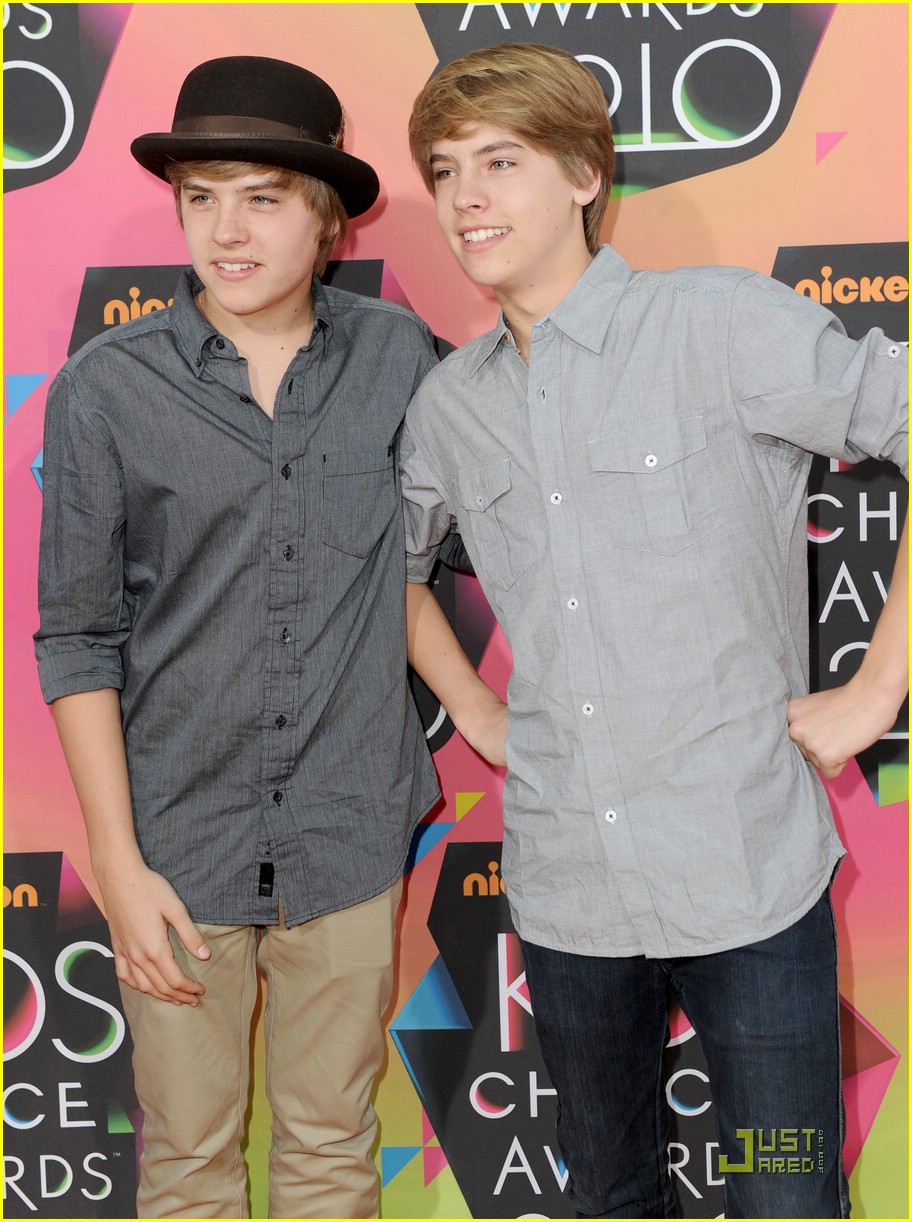 Dylan & Cole Sprouse Hit the Kids Choice Awards 2010