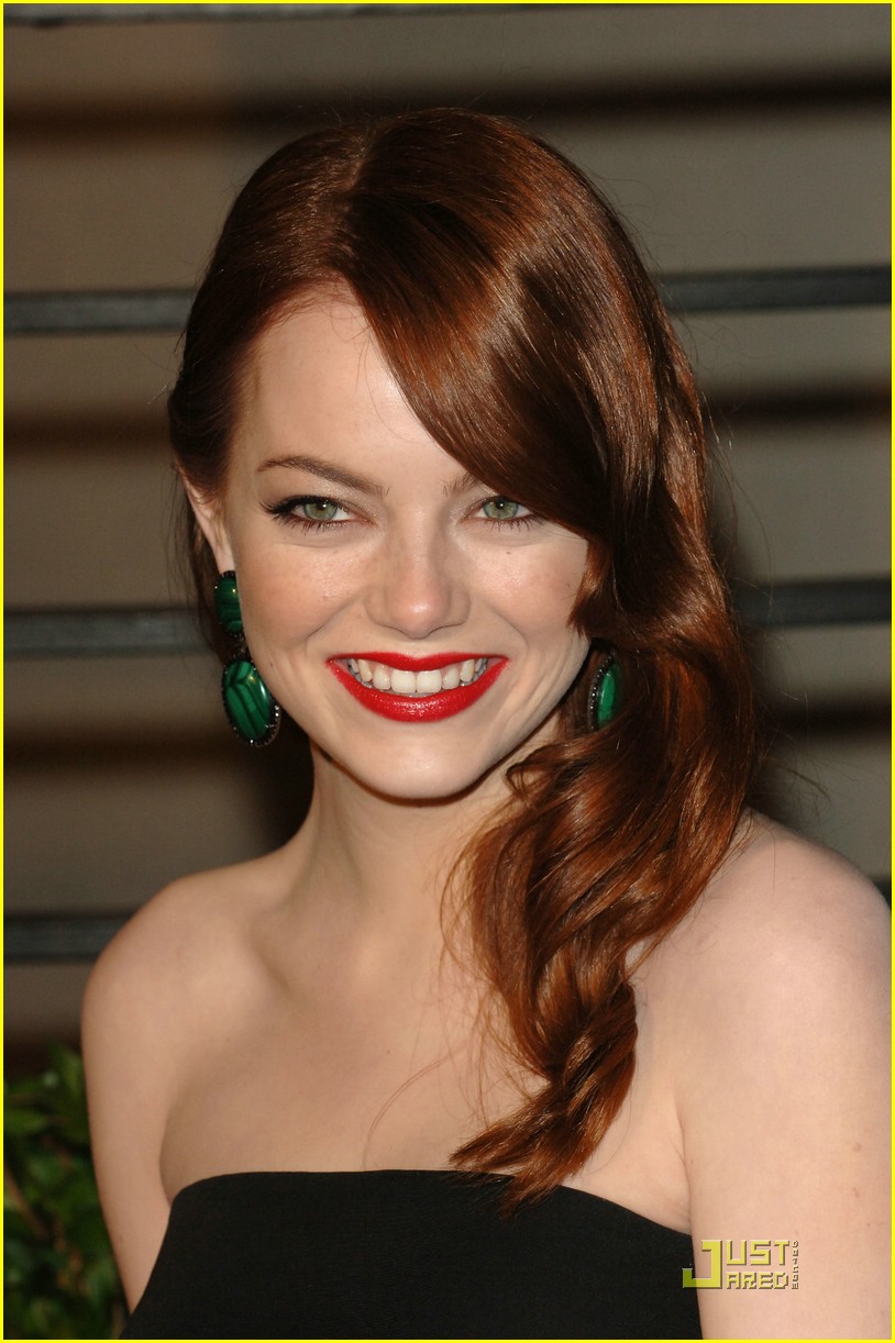 Emma Stone is Vanity Fair Fabulous