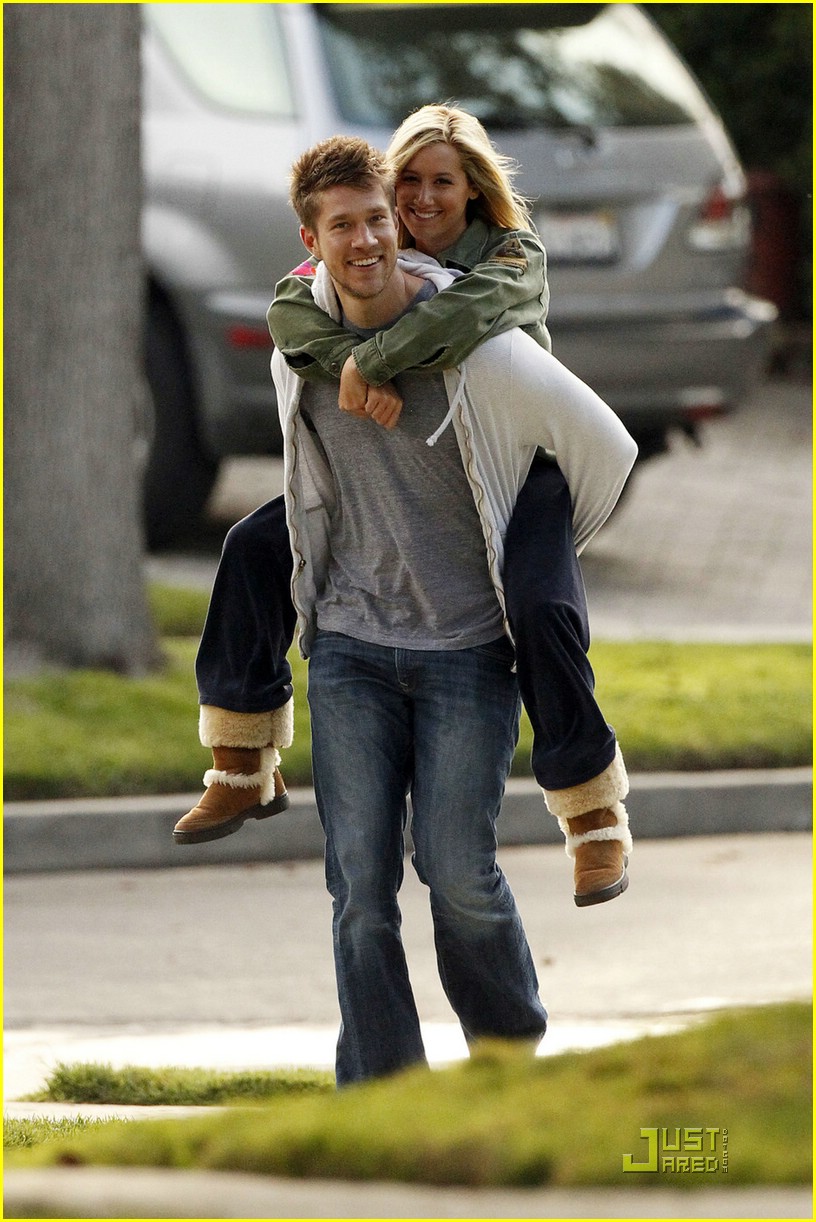 Ashley Tisdale & Scott Speer: Piggyback Pair