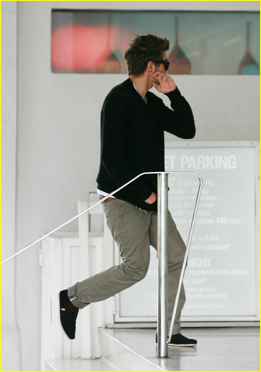 Zac Efron is a Standard Stud
