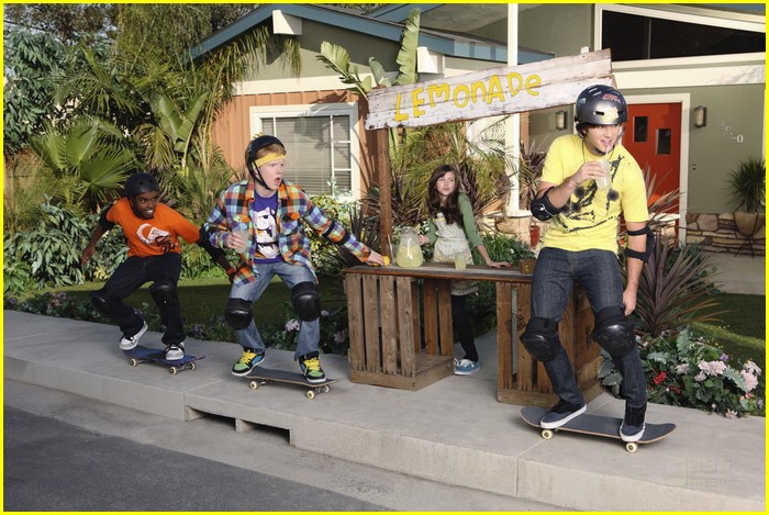 Hutch Dano & Ryan Newman: New Zeke & Luther Promo Pics!