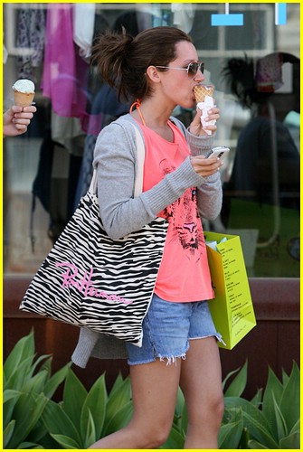 Ashley Tisdale & 78violet: Ice Cream Sweeties