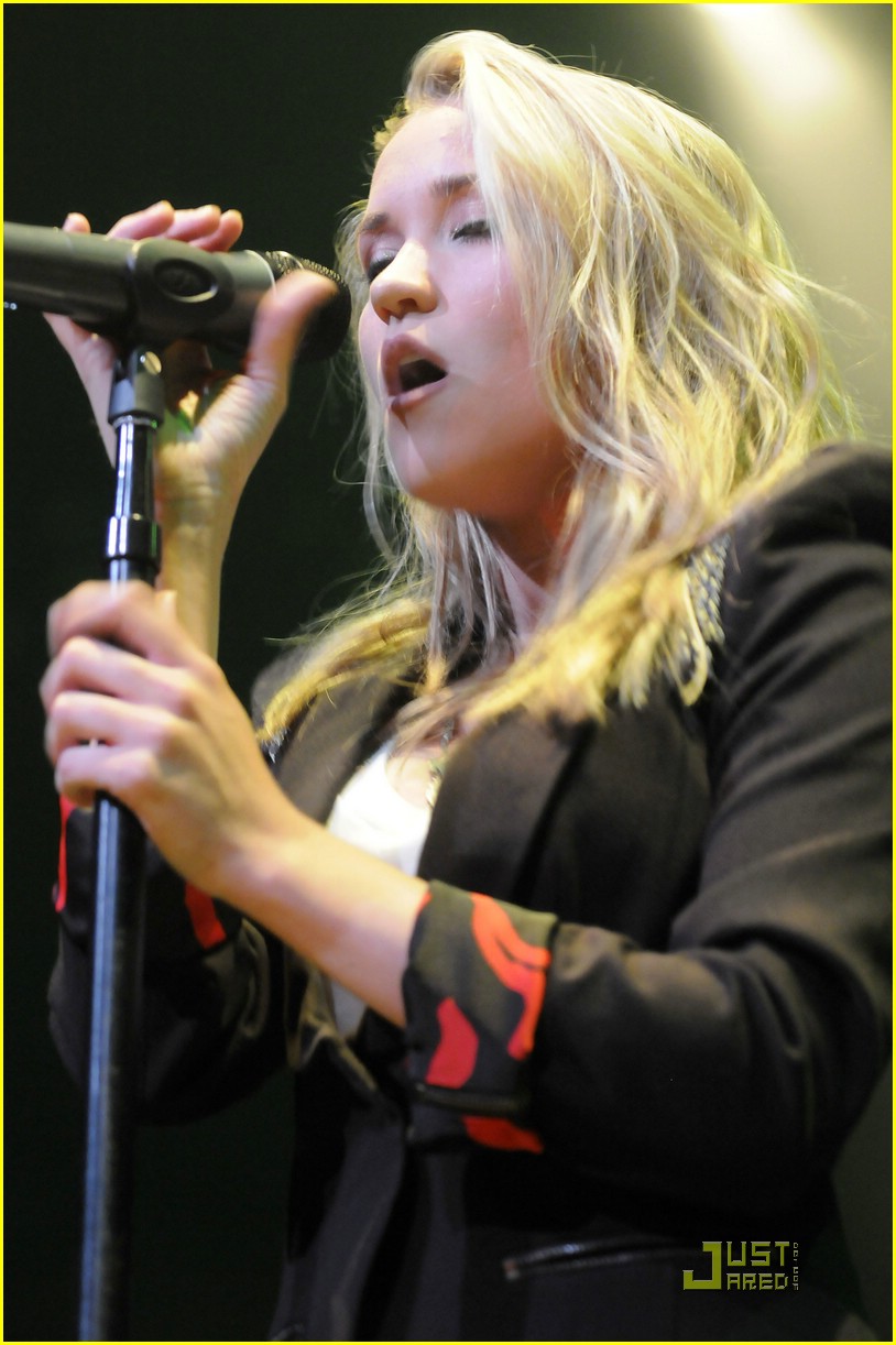 Emily Osment: House of Blues Harmonious