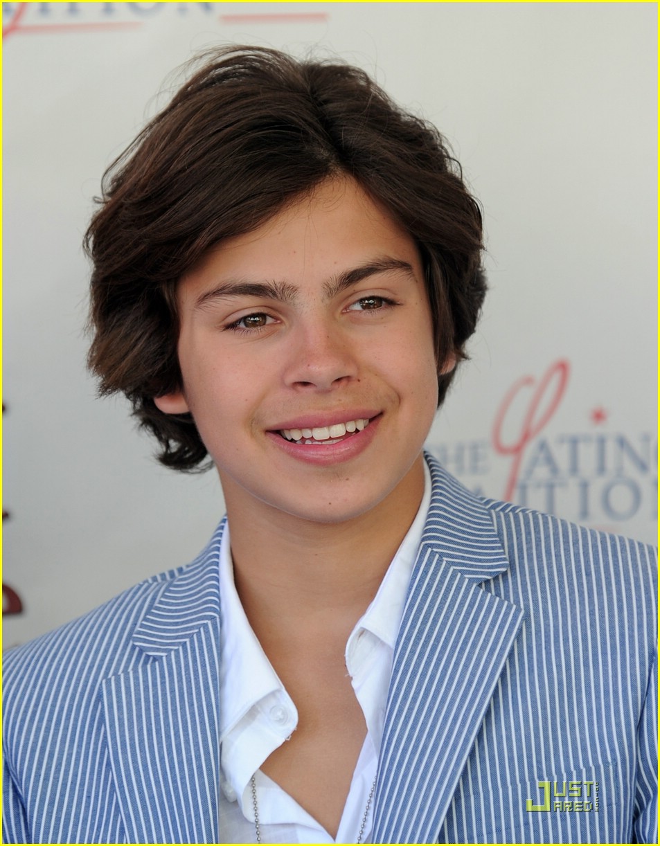 Jake T. Austin Premieres The Perfect Game