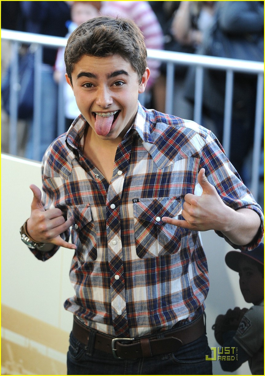Jansen Panettiere: Silly Faces Fun