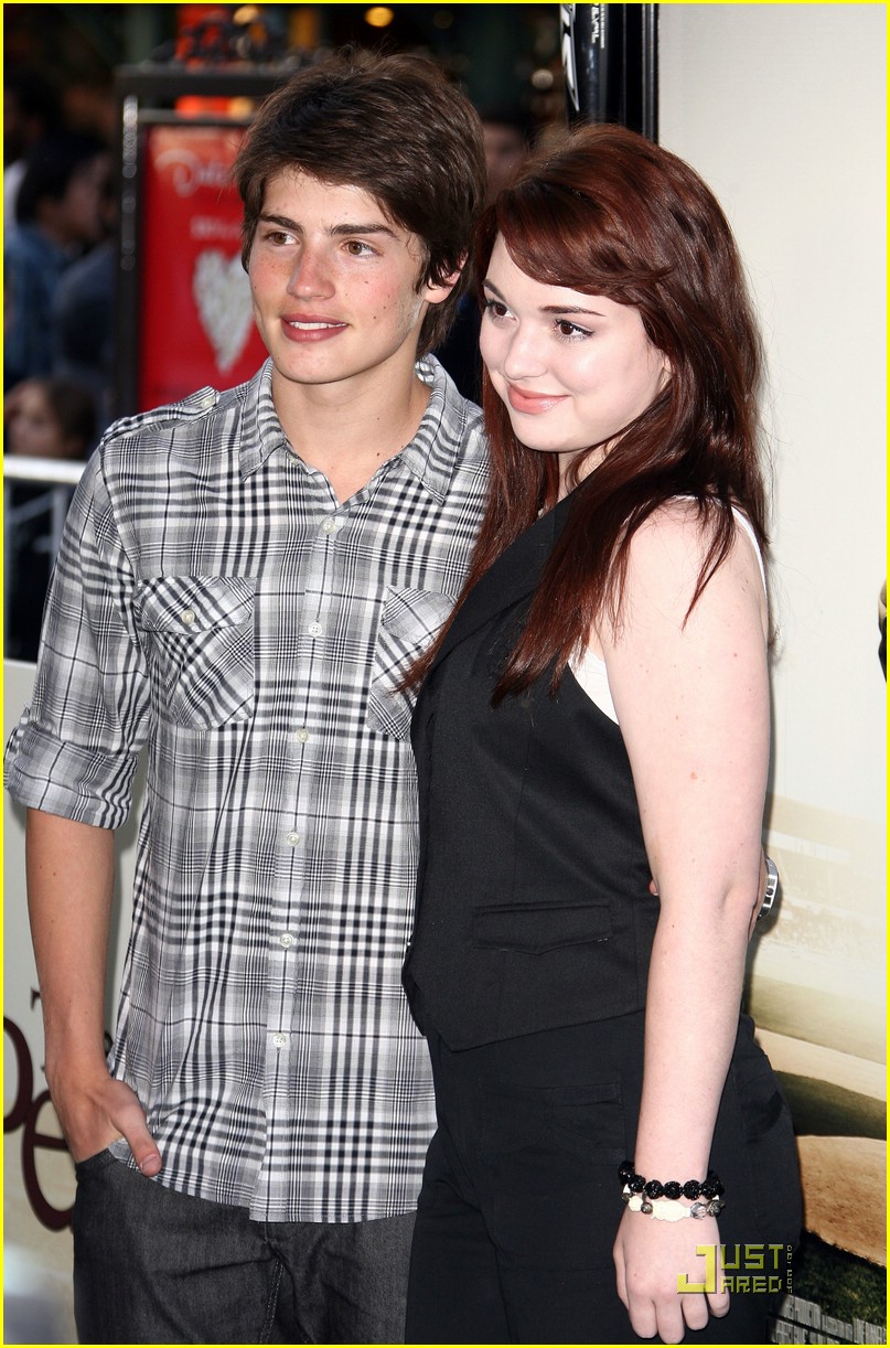 Jennifer Stone & Gregg Sulkin are the Perfect Pair