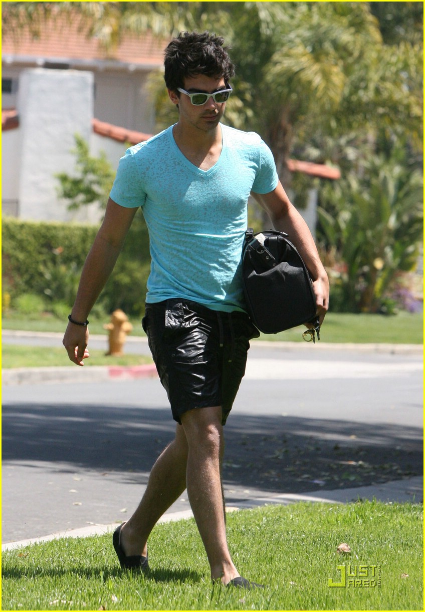 Demi Lovato & Joe Jonas: Kevin is In It to Win It