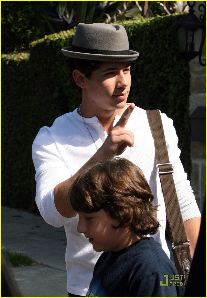 Nick Jonas & Nicole Anderson are In It To Win It