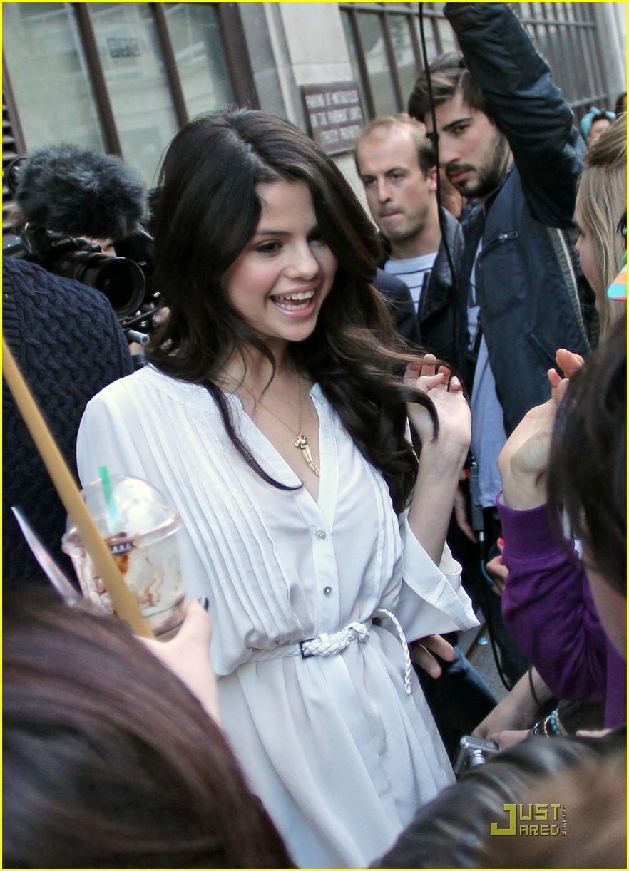 Selena Gomez is T4 Terrific
