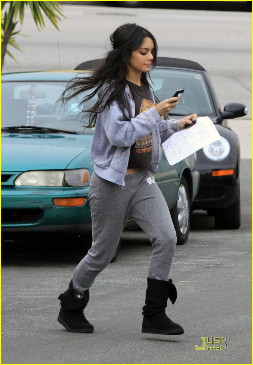 Vanessa Hudgens Picks Up The Studio Step