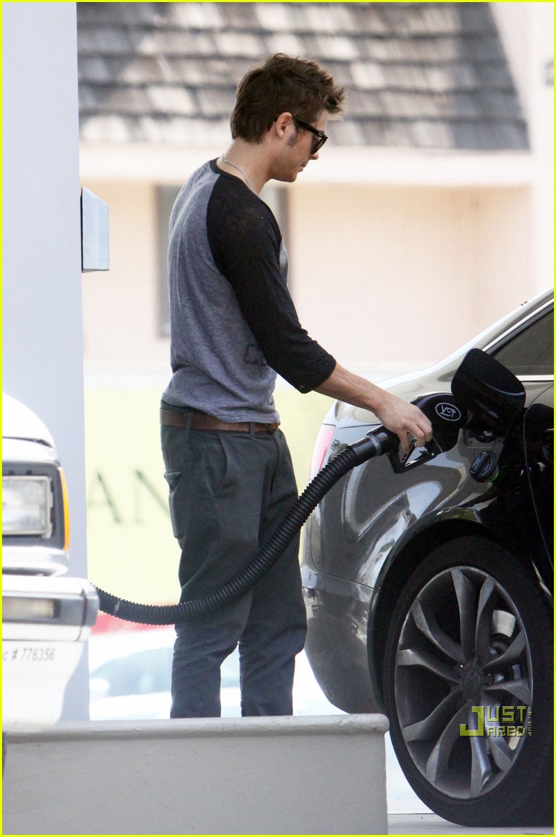 Zac Efron: Mustache Man