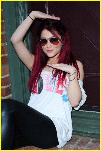 Ariana Grande: Back To Broadway!