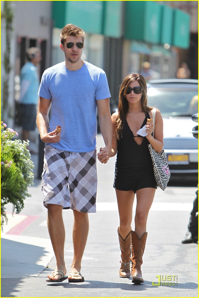 Ashley Tisdale & Scott Speer: Malibu Mates