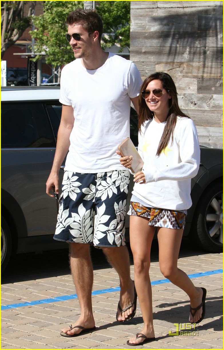 Ashley Tisdale Makes It Malibu...Again