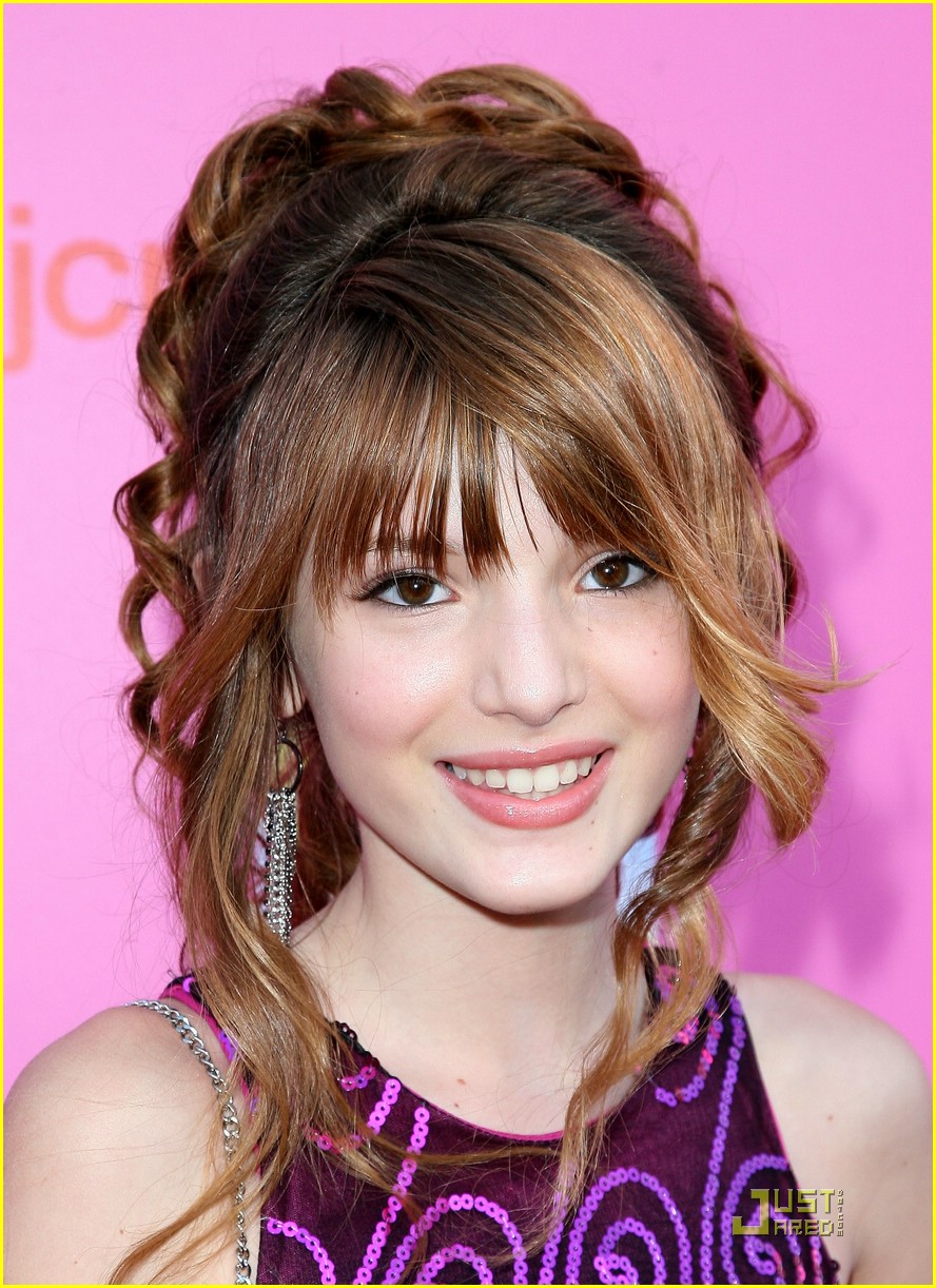 Bella Thorne Shakes It Up!