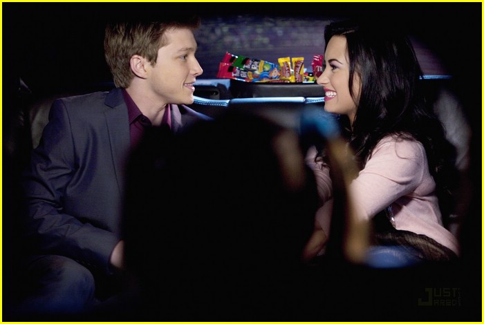 Demi Lovato & Sterling Knight: Date Night!