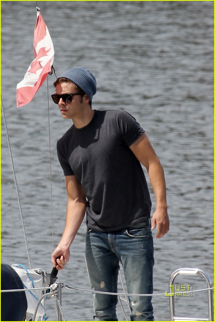 Zac Efron: Come Sail Away!