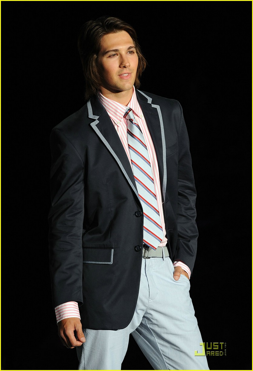 Drake Bell & James Maslow Race to Erase MS