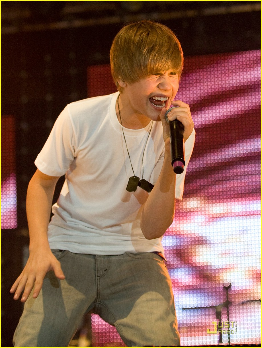 Justin Bieber is a Comet Cutie