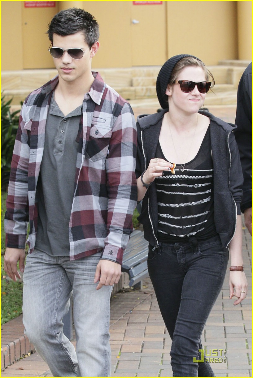 Kristen Stewart & Taylor Lautner: Good Day Sydney!