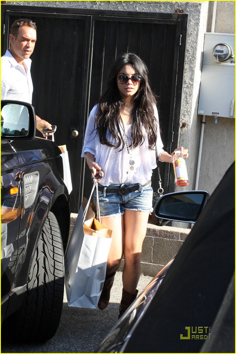 Vanessa Hudgens is Diesel Delicious