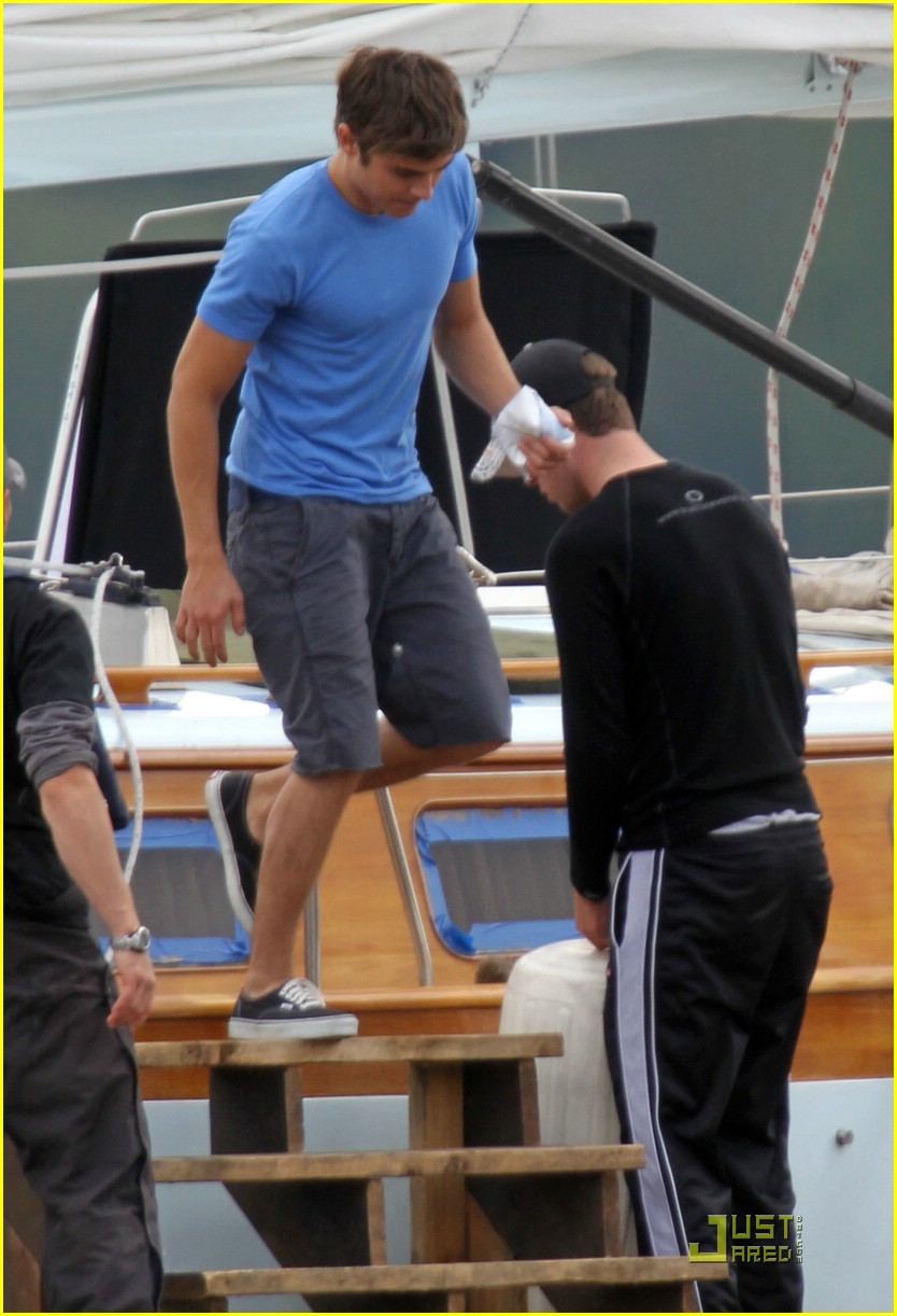 Zac Efron: Banana Boat Boy