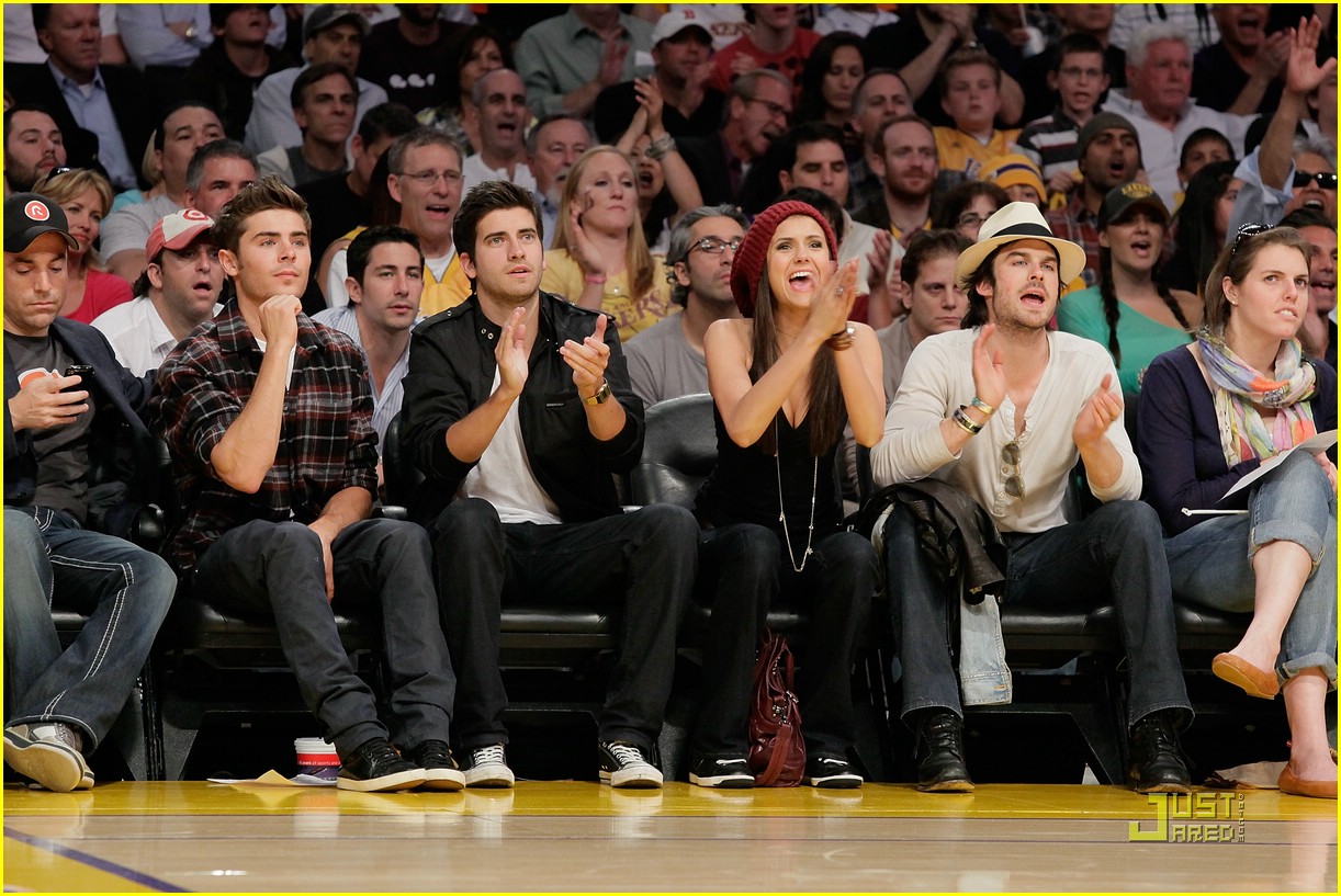 Zac Efron & Ryan Rottman: Lakers Courtside!