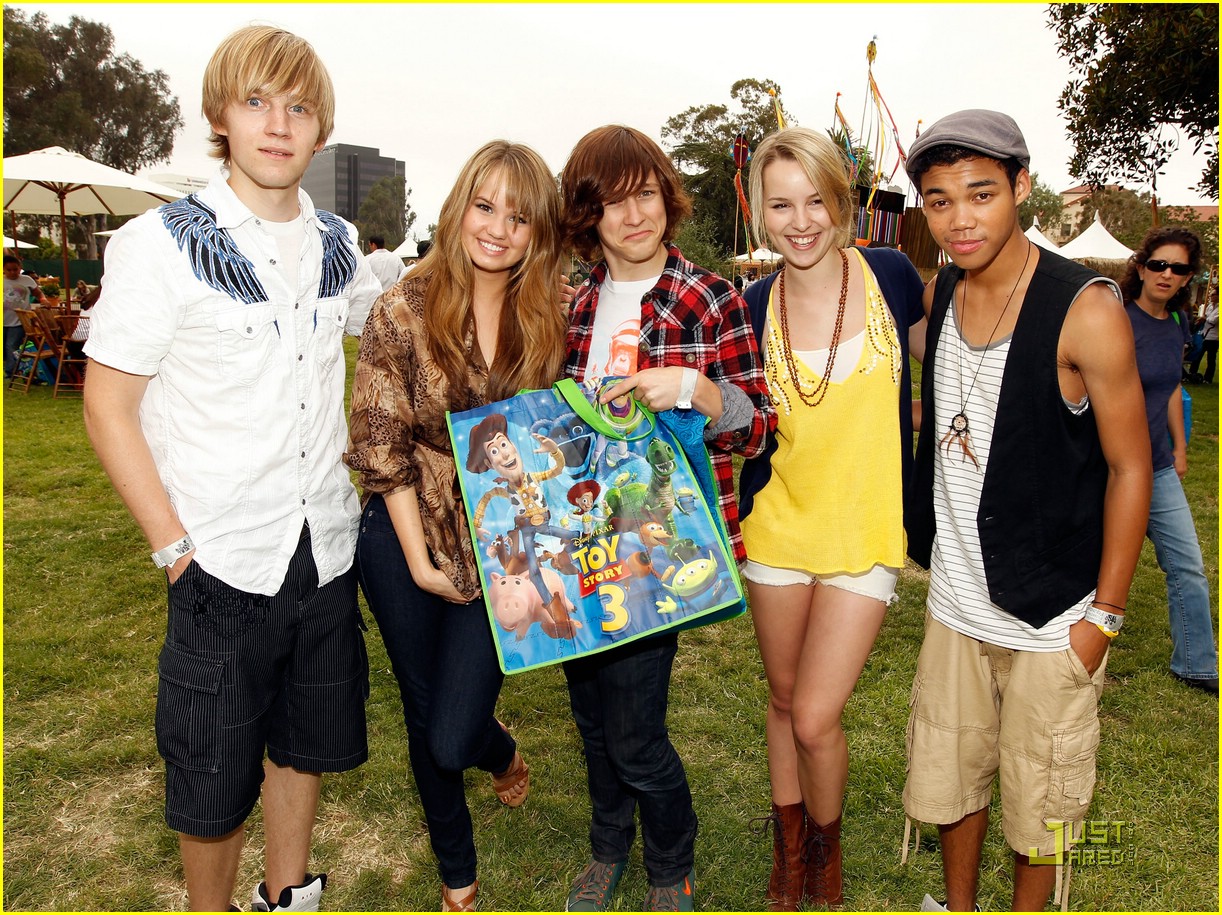 Debby Ryan & Nicole Anderson: Pediatric AIDS Pair