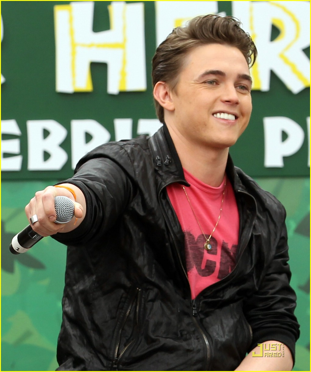 Jesse McCartney: A Time For Heroes Picnic Performer!
