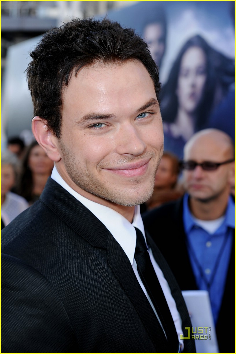 Kellan Lutz & AnnaLynne McCord: Eclipse Premiere Pair