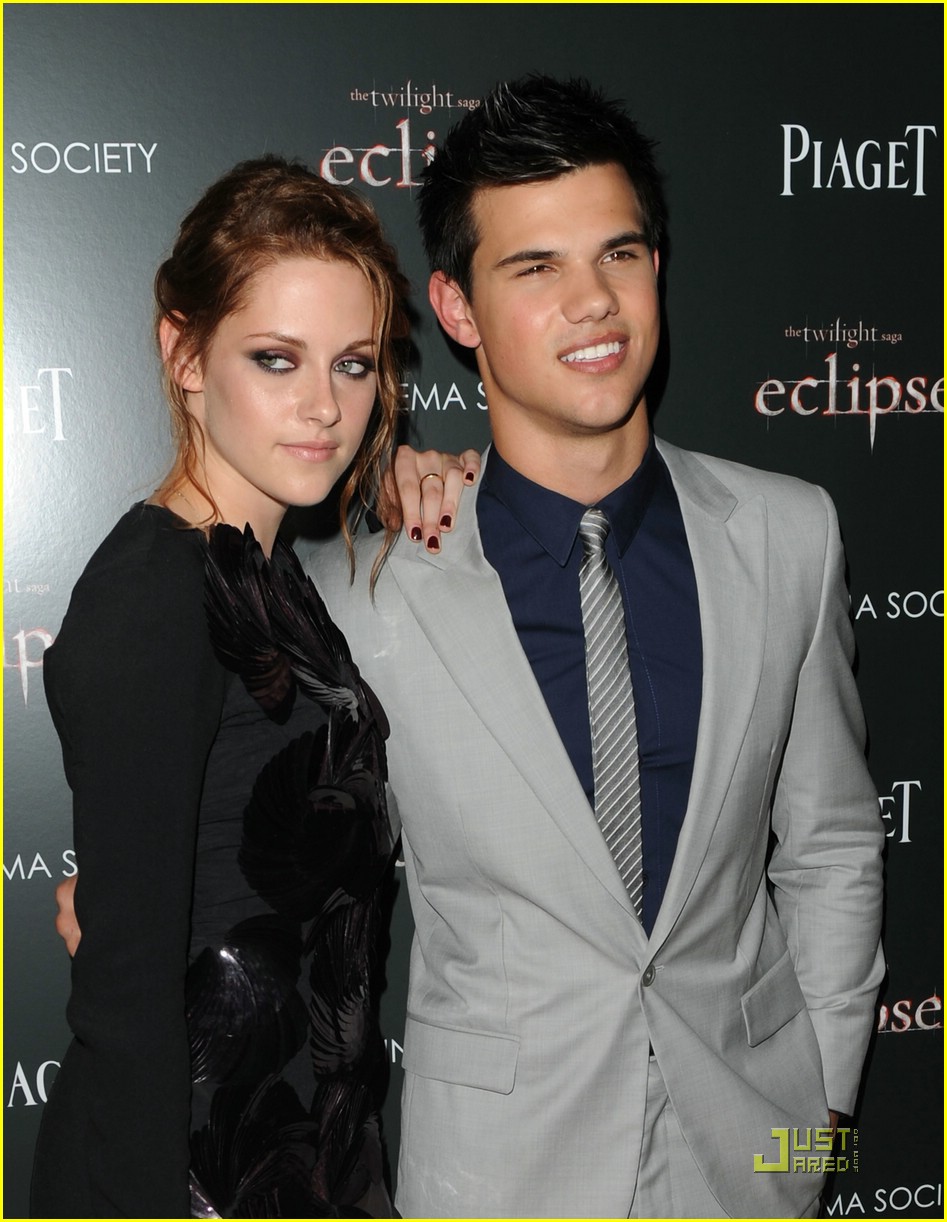 Kristen Stewart: My Feet Are Pissed At Me