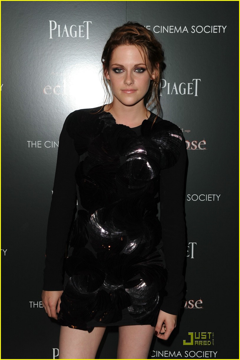 Kristen Stewart: My Feet Are Pissed At Me