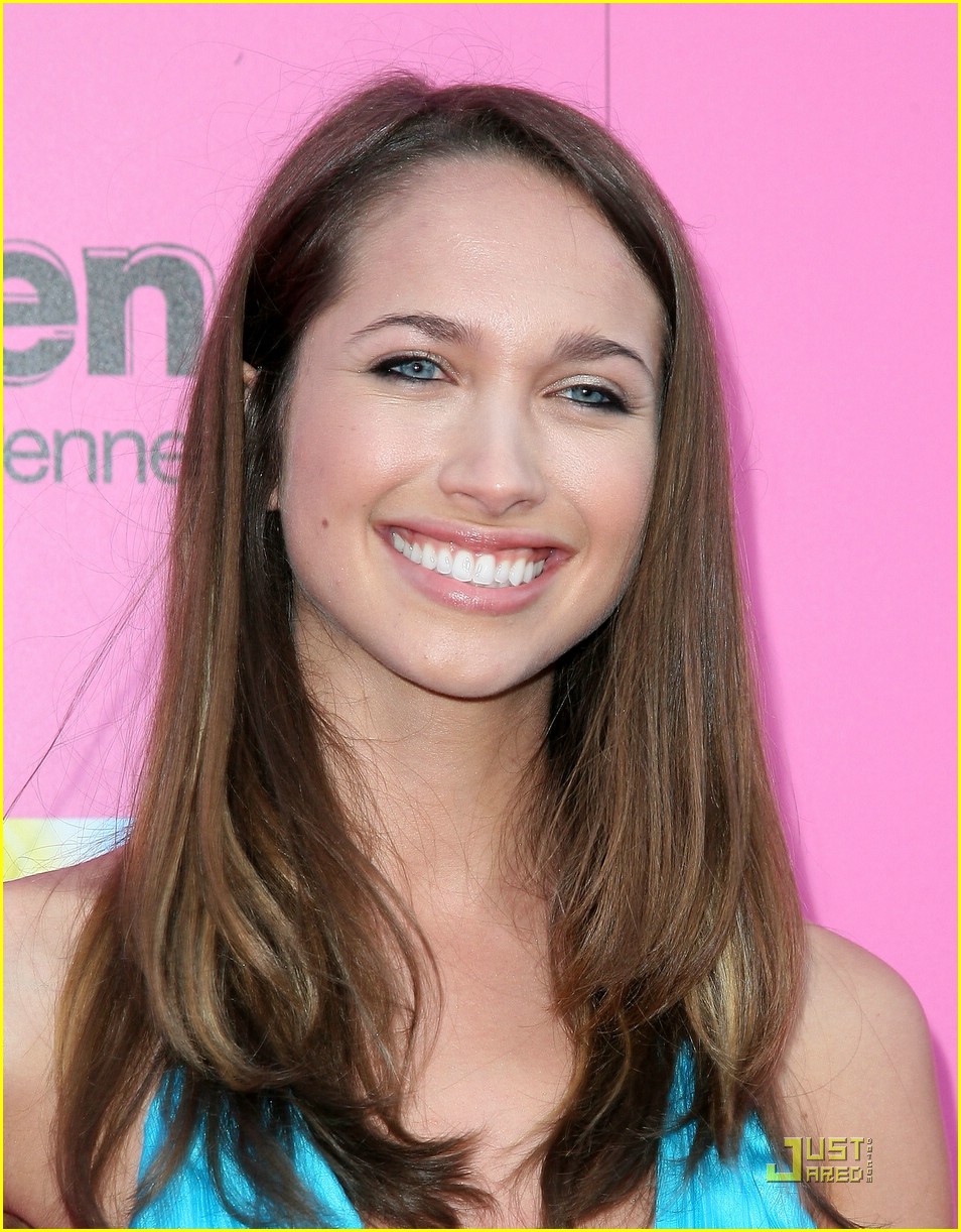 Maiara Walsh to Guest on Secret Life of the American Teenager!