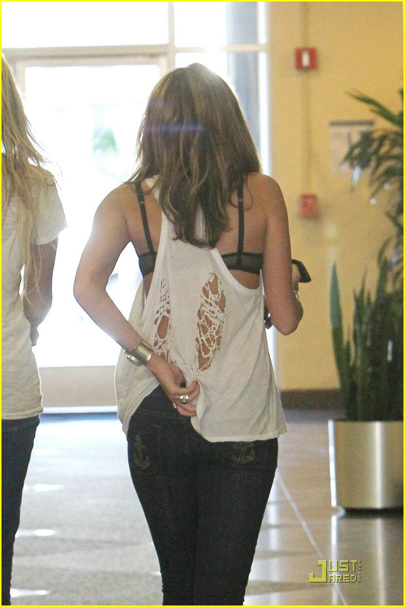 Kristen Stewart to Miley Cyrus: Don't Like Vampires? That's Okay!