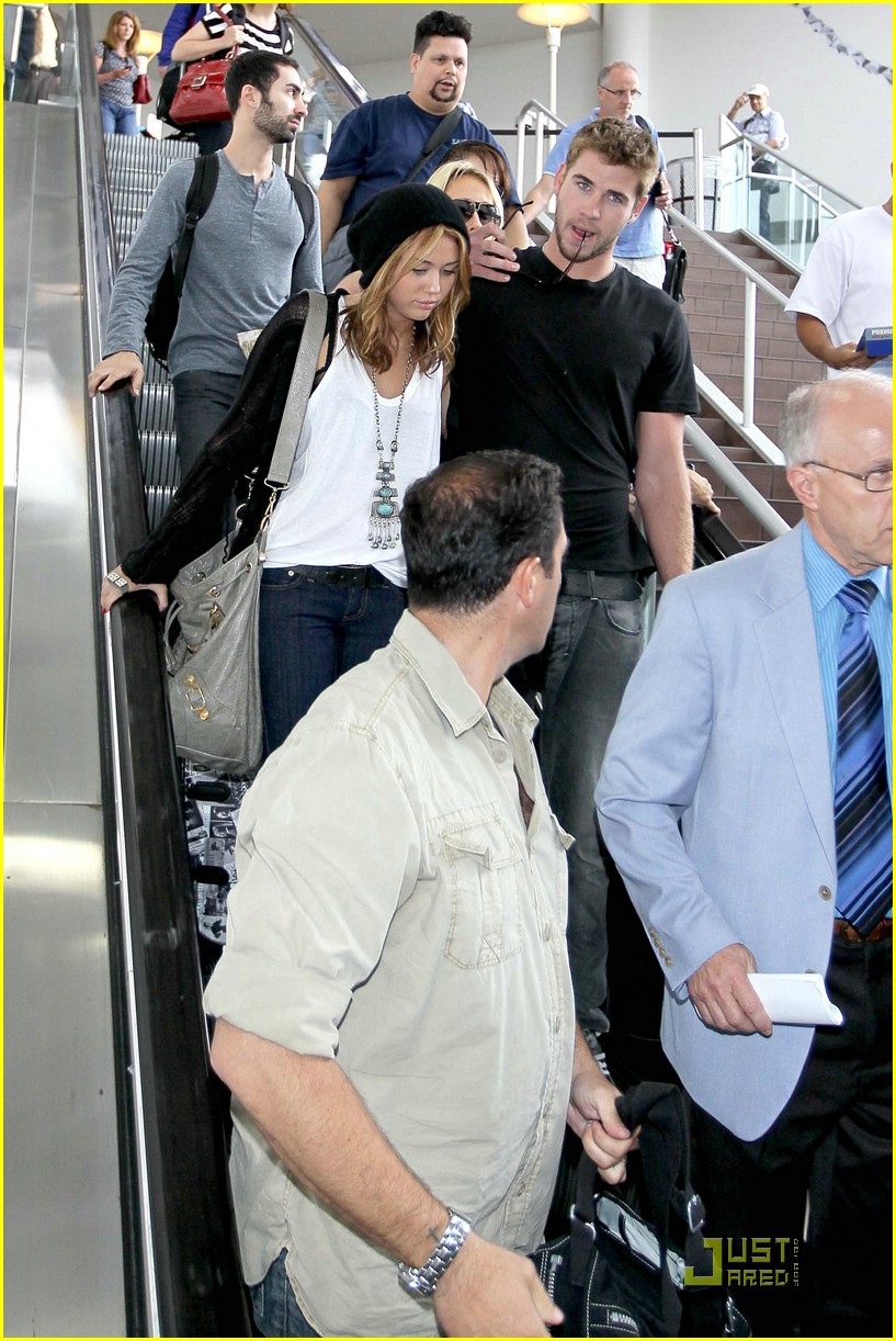 Miley Cyrus Can't Be Tamed Today!